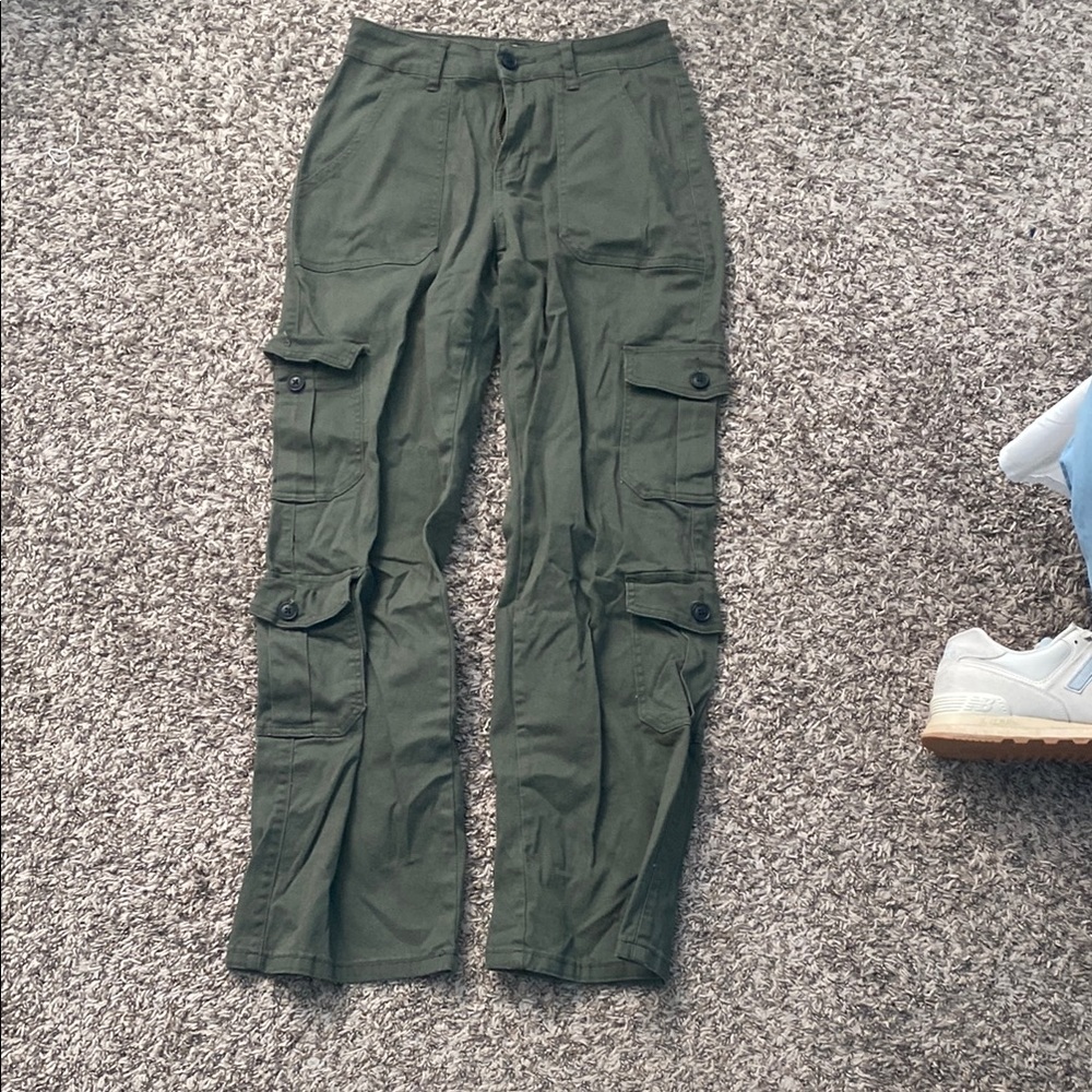 Hot Topic Green Cargo Pants Relaxed Fit